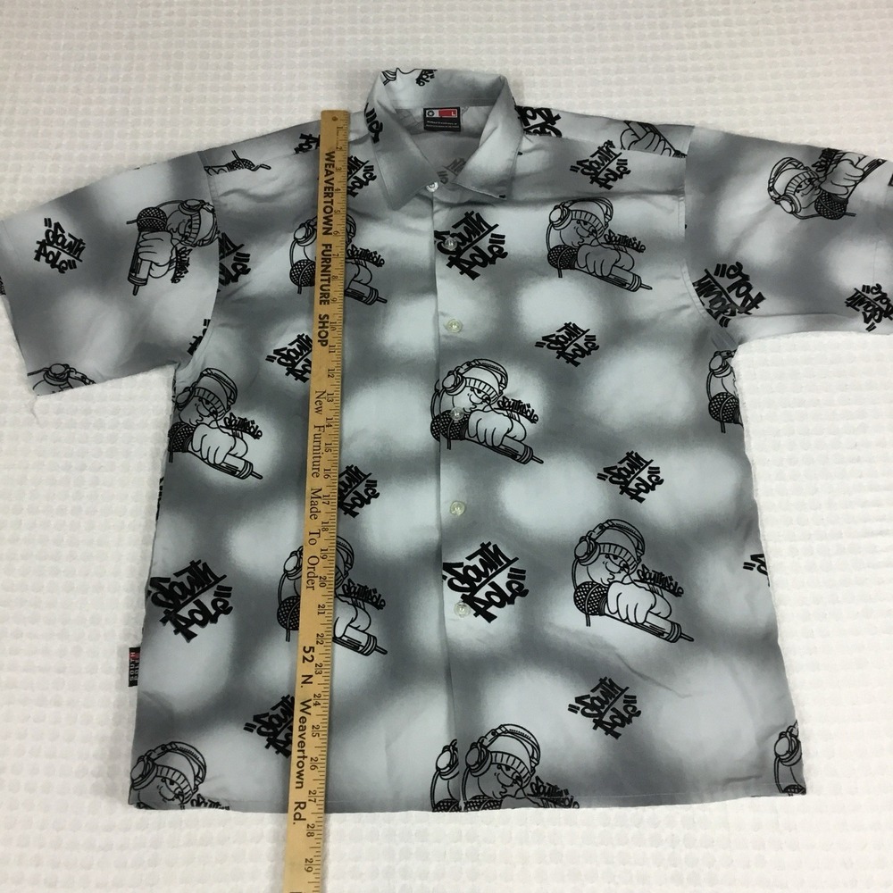 Southpole Mens Large Short Sleeve Button Up Shirt Gray Graffiti Hip Hop MC Print - Picture 6 of 10